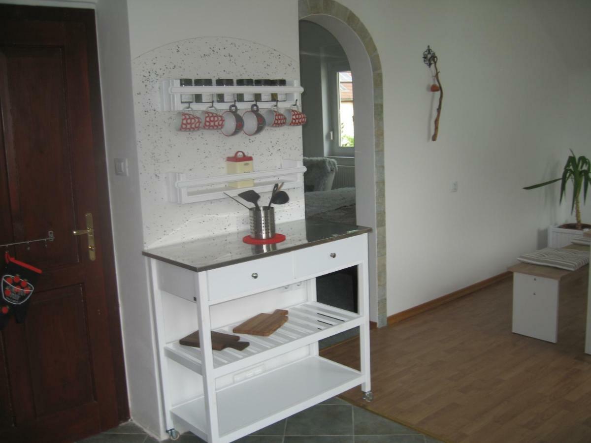 R&G Apartment Zirovnica Dış mekan fotoğraf
